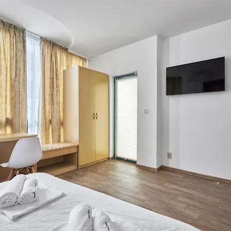 Paradise 2bd In Del Sol * פרימורסקו